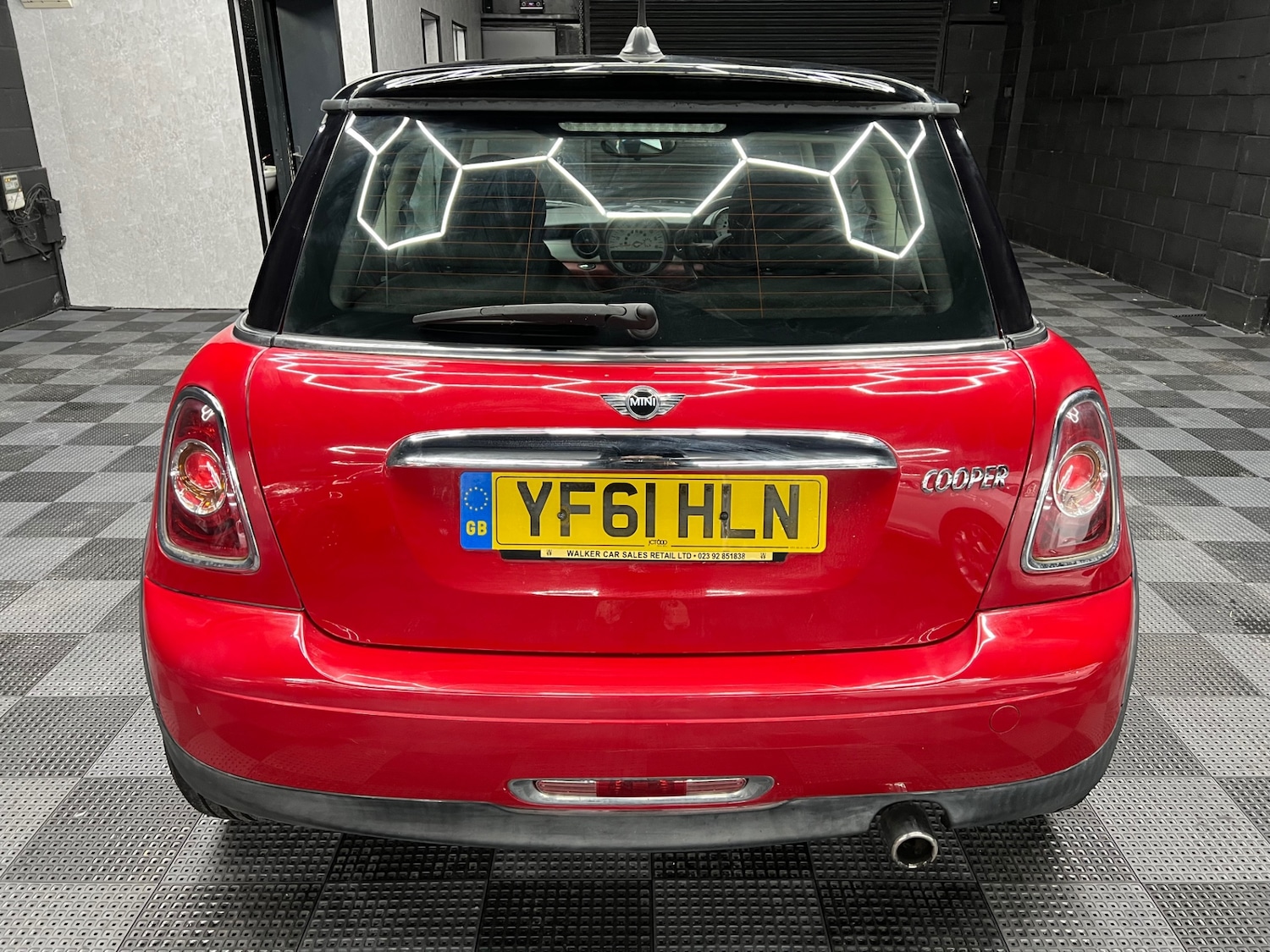 Used MINI Hatch 2011 for sale - 78139468: Photo 4