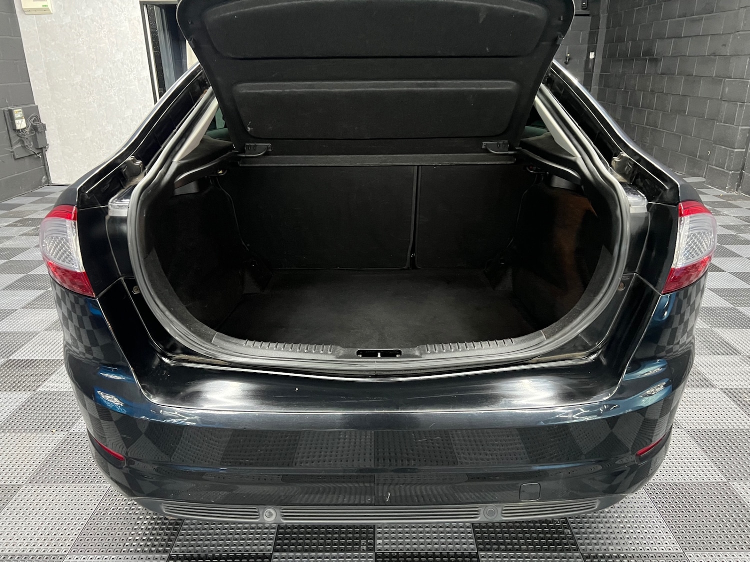 Used Ford Mondeo 2012 for sale - 76589766: Photo 15