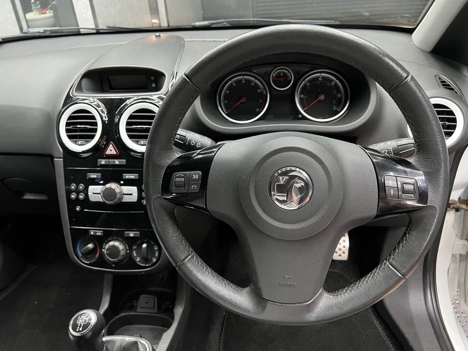 Used Vauxhall Corsa 2013 for sale - 78165588: Photo 11