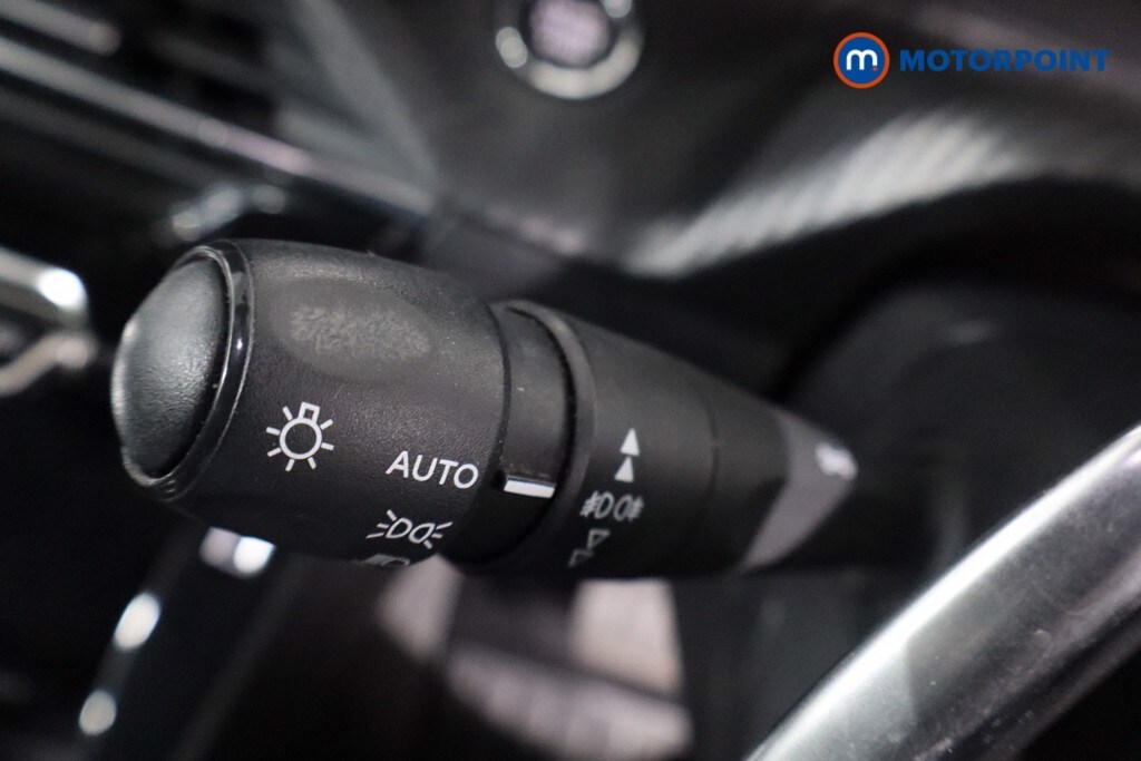 Used Peugeot 2008 2020 for sale - 77848907: Photo 27