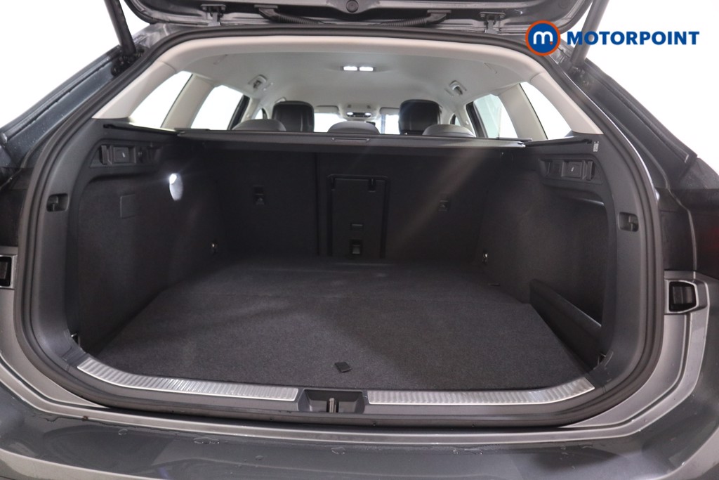 Used Volkswagen Passat for sale - 76467998: Photo 23