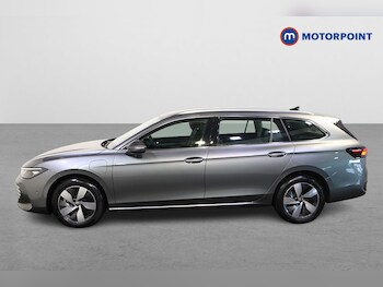Used Volkswagen Passat undefined for sale - 76467998: Photo