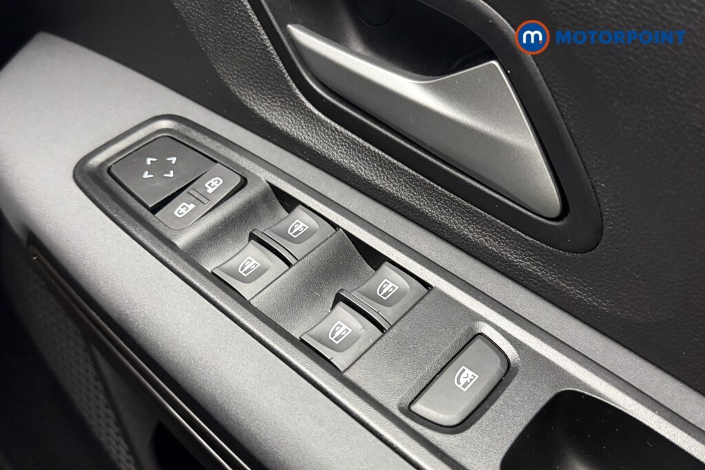 Used Dacia Sandero Stepway 2023 for sale - 77845803: Photo 25