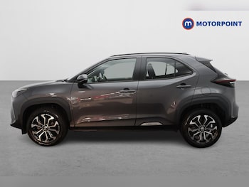 Used Toyota Yaris Cross 2023 for sale - 79165906: Photo