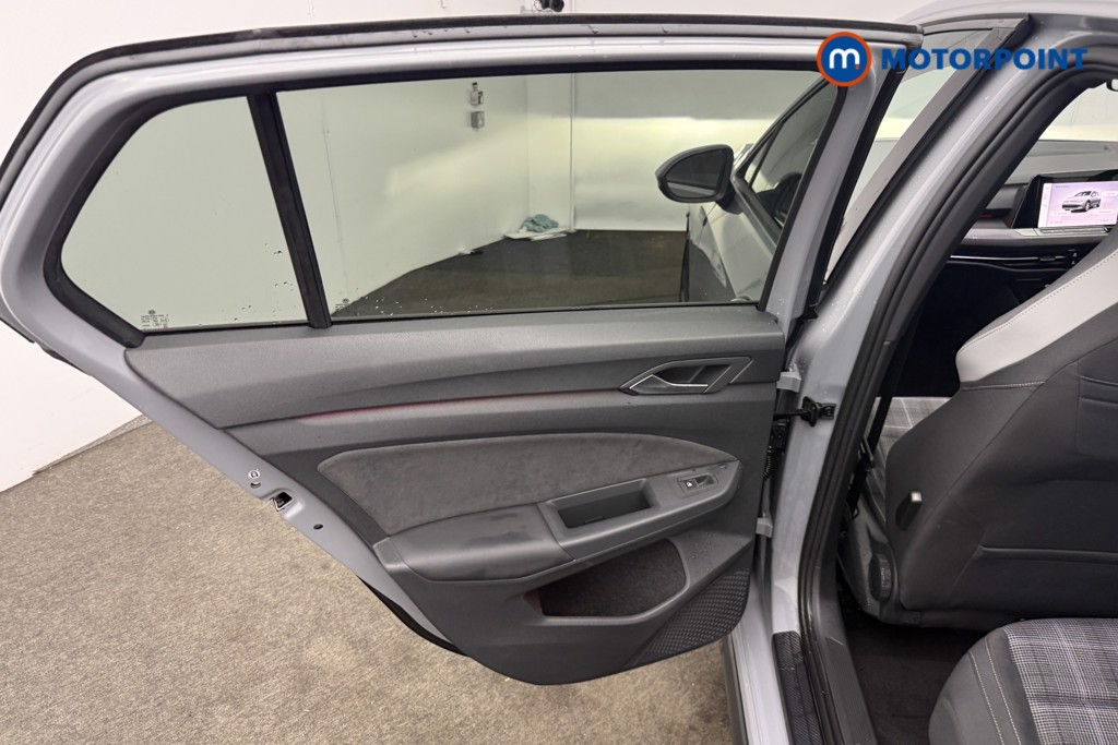 Used Volkswagen Golf 2023 for sale - 76739104: Photo 16