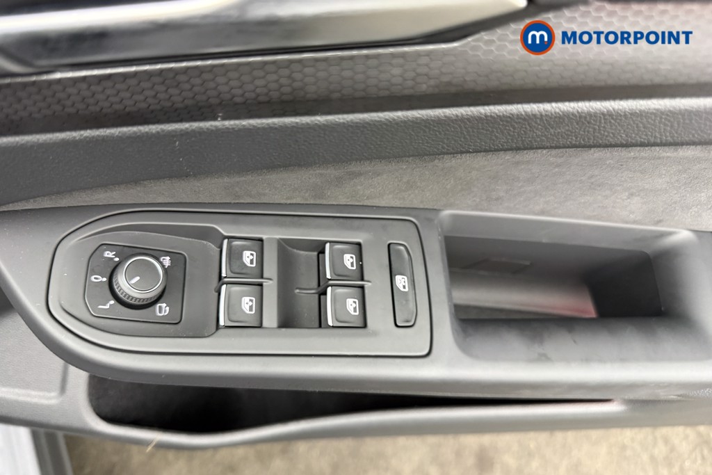 Used Volkswagen Golf 2023 for sale - 76739104: Photo 28