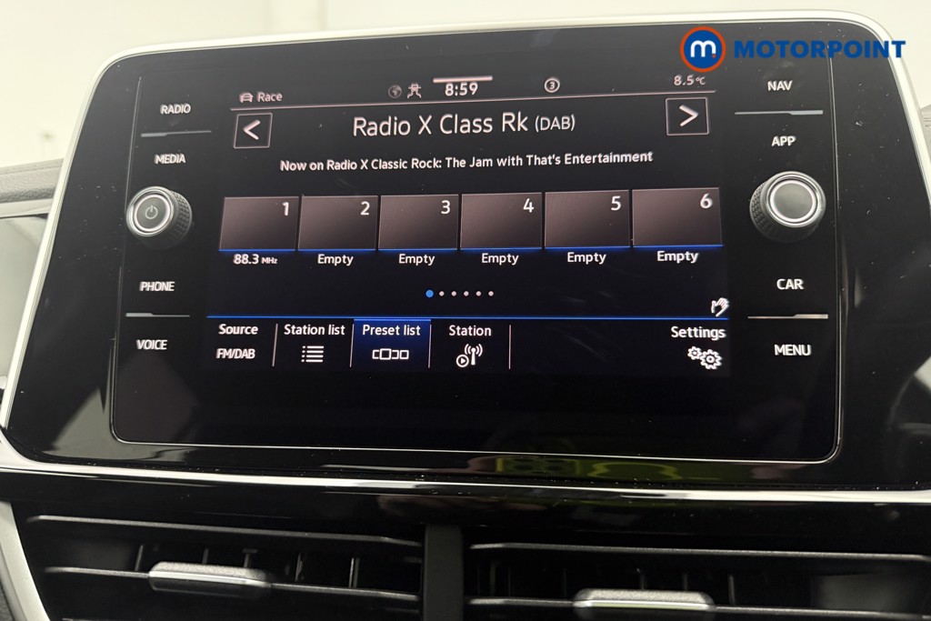 Used Volkswagen T-Roc 2022 for sale - 76797299: Photo 12