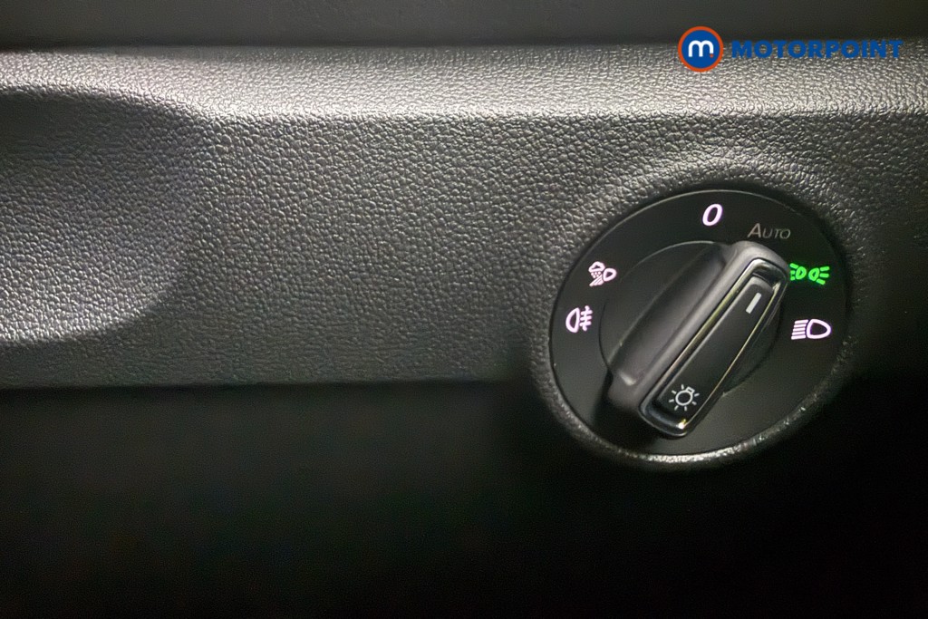 Used Volkswagen T-Roc 2022 for sale - 76797299: Photo 25