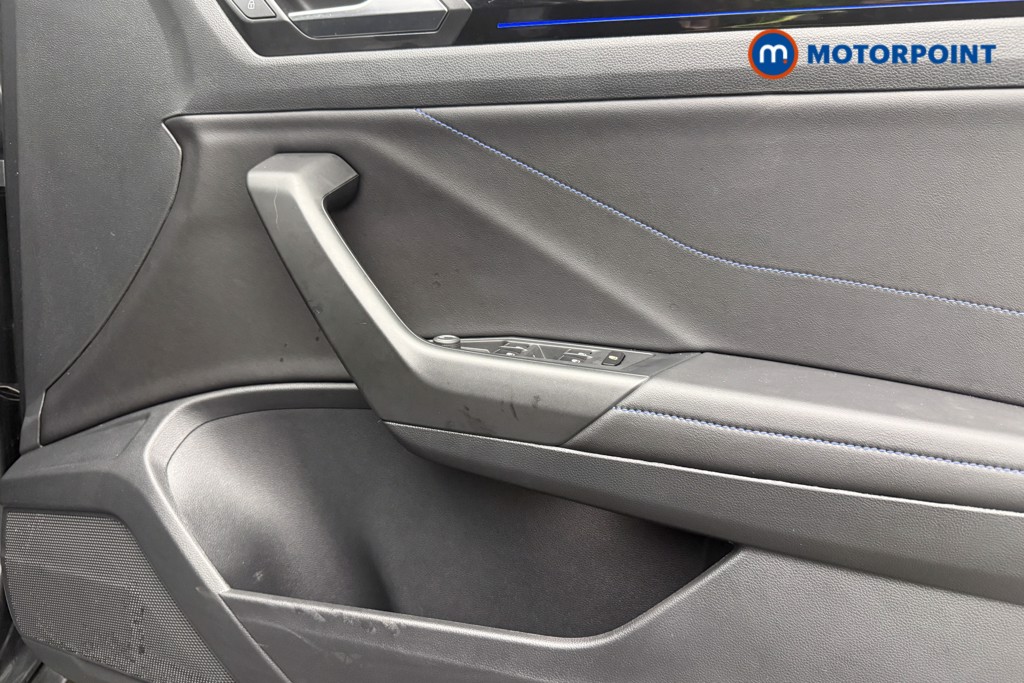 Used Volkswagen T-Roc 2022 for sale - 76797299: Photo 26