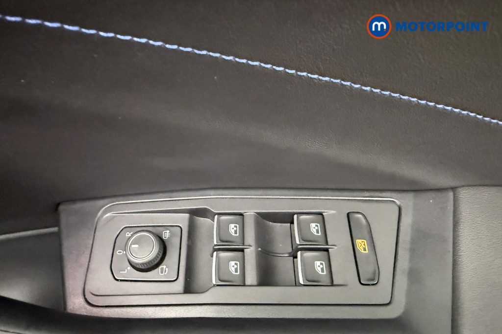 Used Volkswagen T-Roc 2022 for sale - 76797299: Photo 27