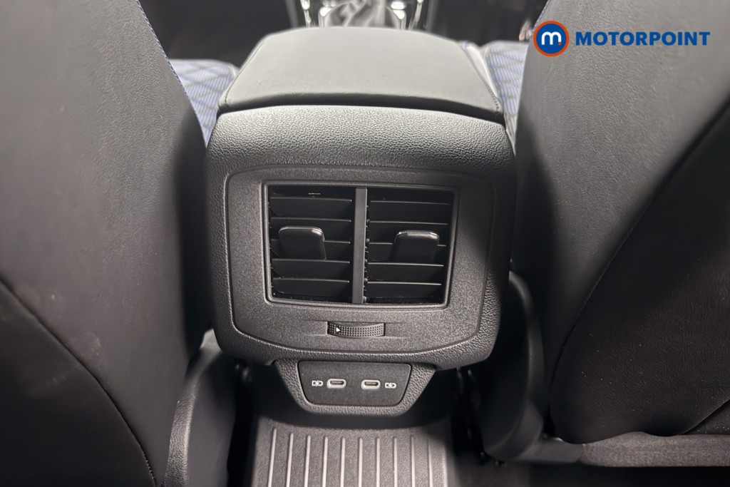 Used Volkswagen T-Roc 2022 for sale - 76797299: Photo 29