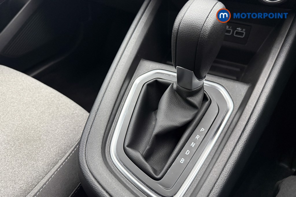 Used Renault Clio 2024 for sale - 76352733: Photo 24