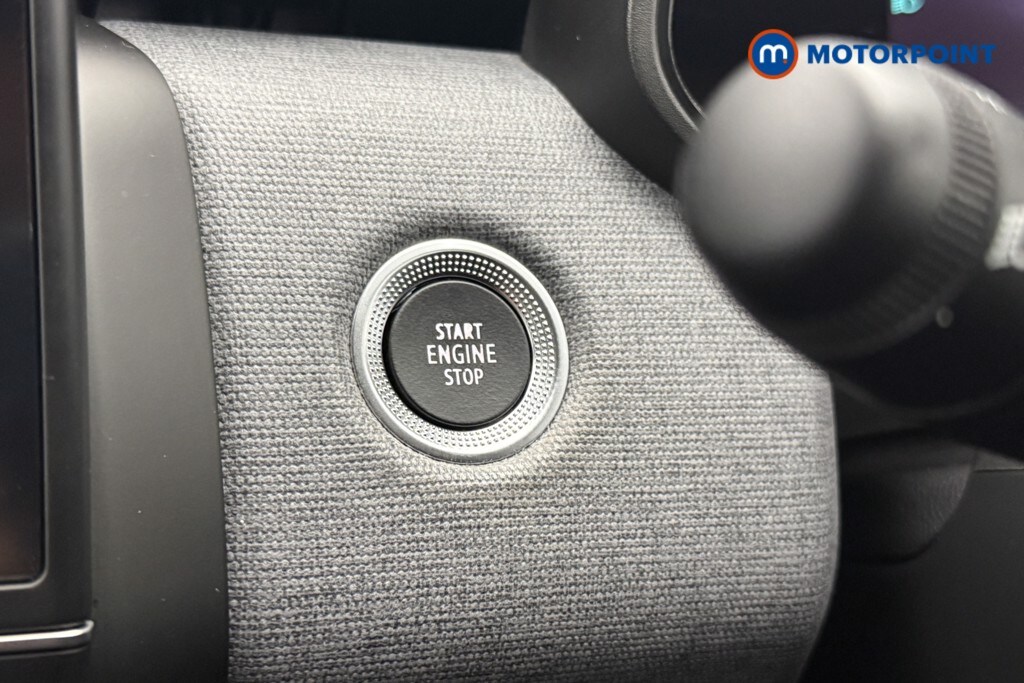 Used Renault Clio 2024 for sale - 76352733: Photo 25