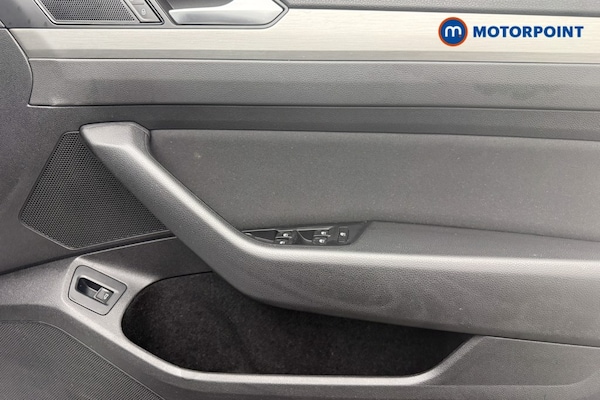 Used Volkswagen Passat 2019 for sale - 76319911: Photo 24