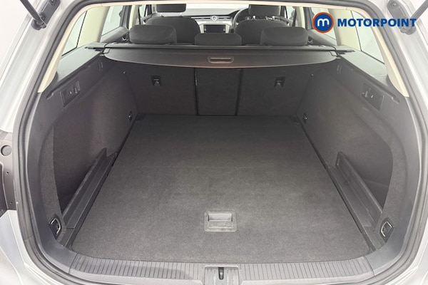 Used Volkswagen Passat 2019 for sale - 76319911: Photo 29