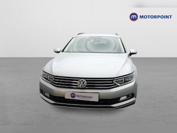 Used Volkswagen Passat 2019 for sale - 76319911: Photo 2