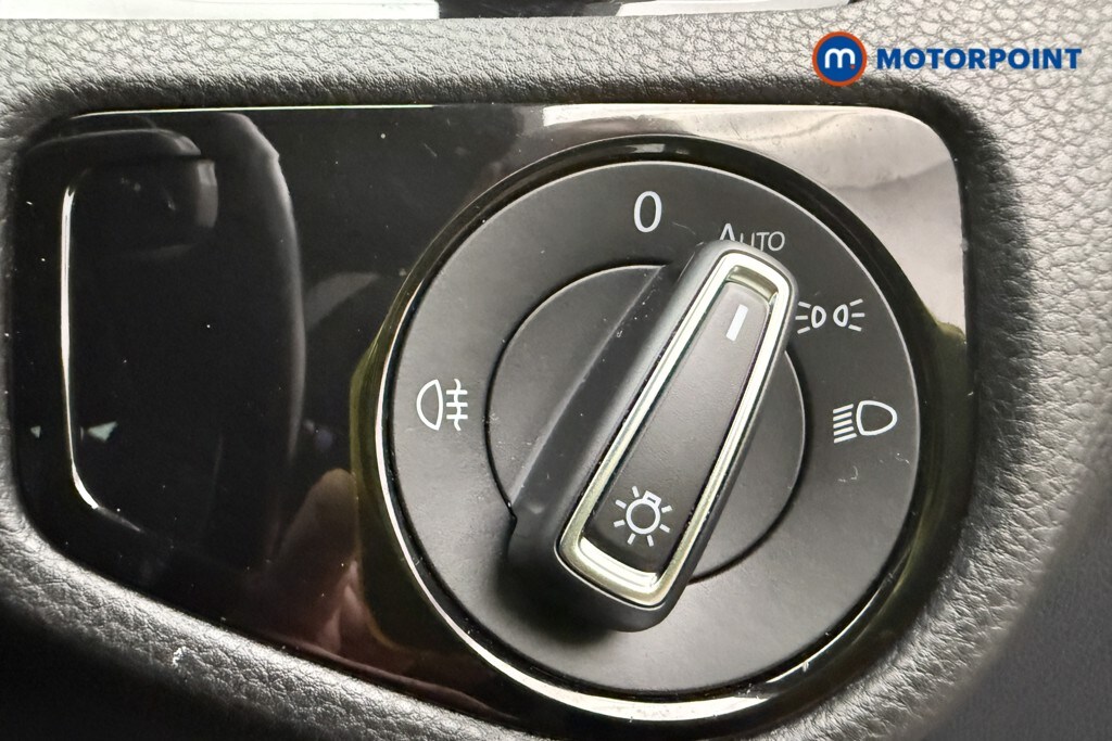 Used Volkswagen Golf for sale - 77845921: Photo 25