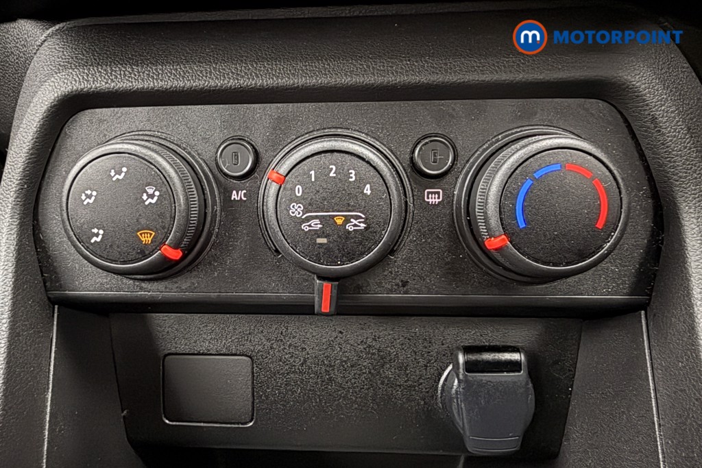 Used Dacia Sandero 2024 for sale - 77998077: Photo 23