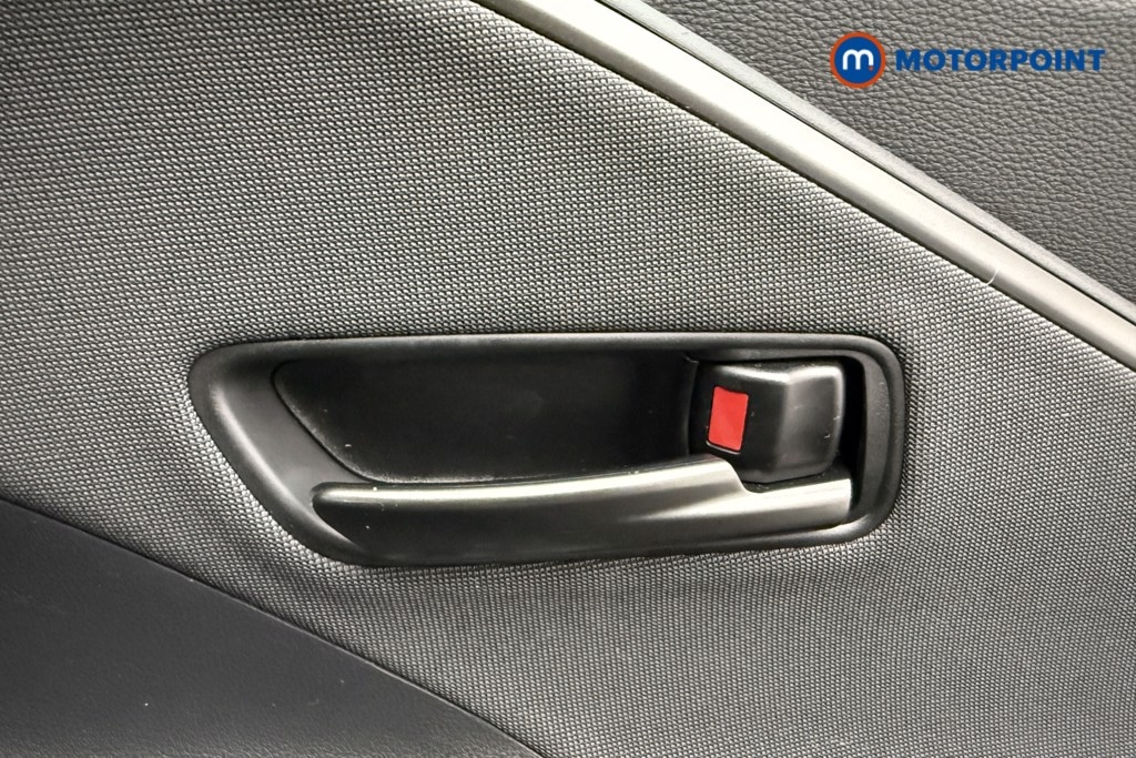 Used Toyota C-HR 2024 for sale - 76949375: Photo 24