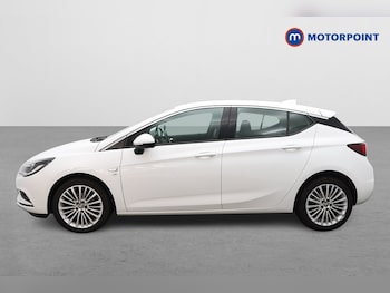 Used Vauxhall Astra 2018 for sale - 76641400: Photo