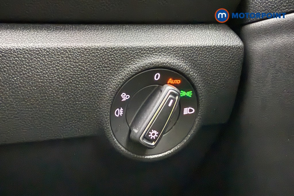 Used Volkswagen T-Roc 2023 for sale - 76114699: Photo 24