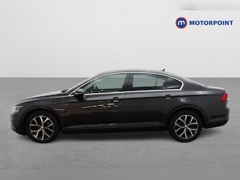 Used Volkswagen Passat 2020 for sale - 77819936: Photo