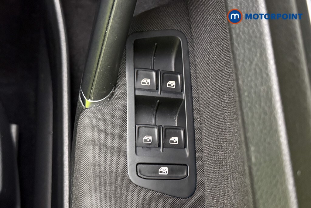 Used Volkswagen Golf 2020 for sale - 76235119: Photo 41