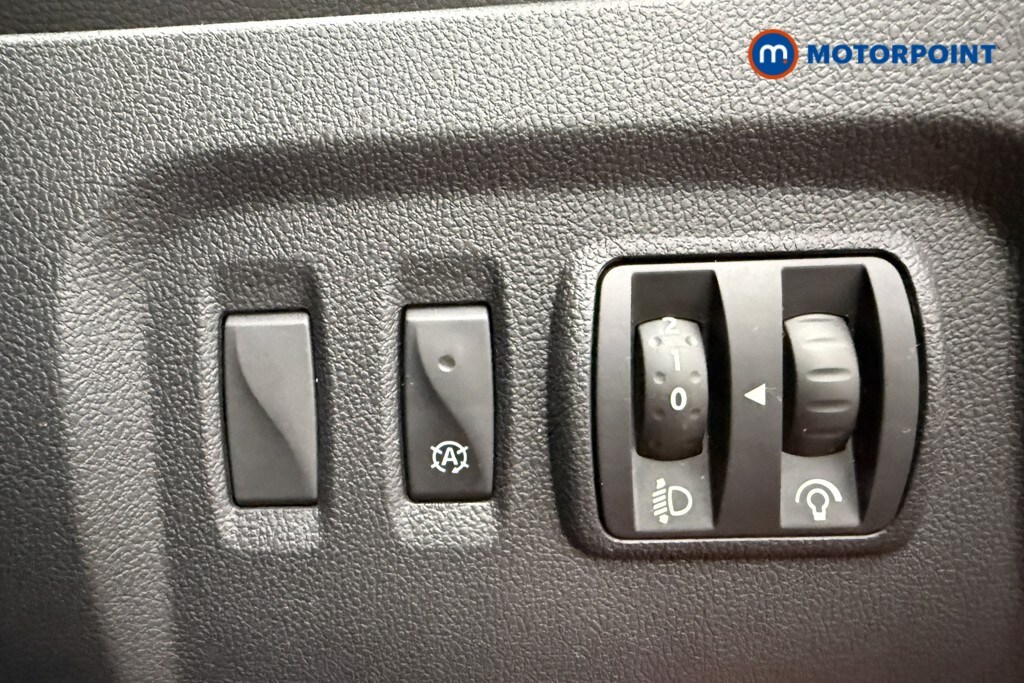 Used Renault Captur 2020 for sale - 77814745: Photo 24