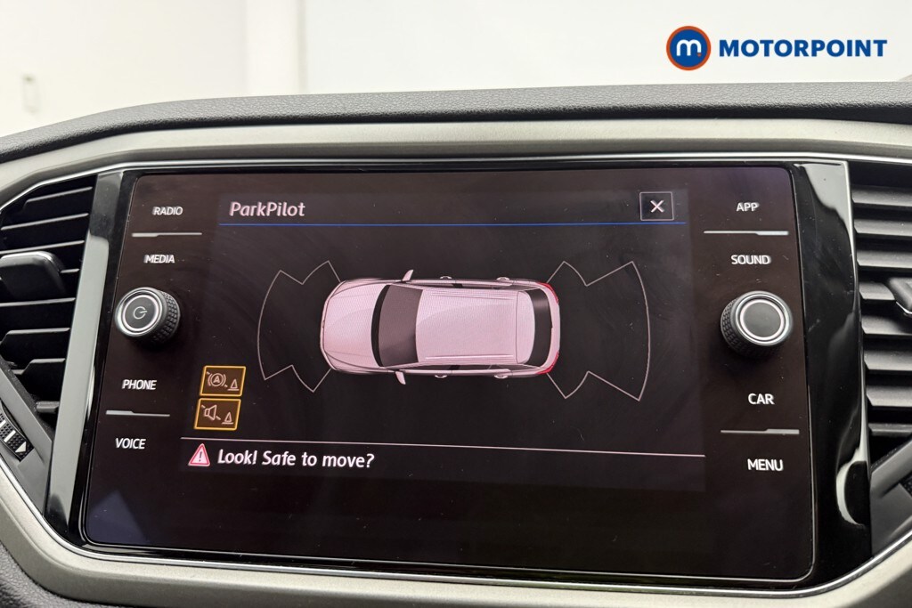 Used Volkswagen T-Roc for sale - 78196999: Photo 11