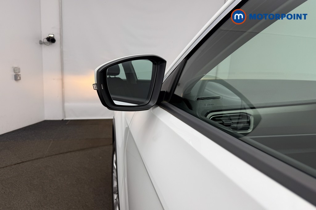 Used Volkswagen T-Roc for sale - 78196999: Photo 37