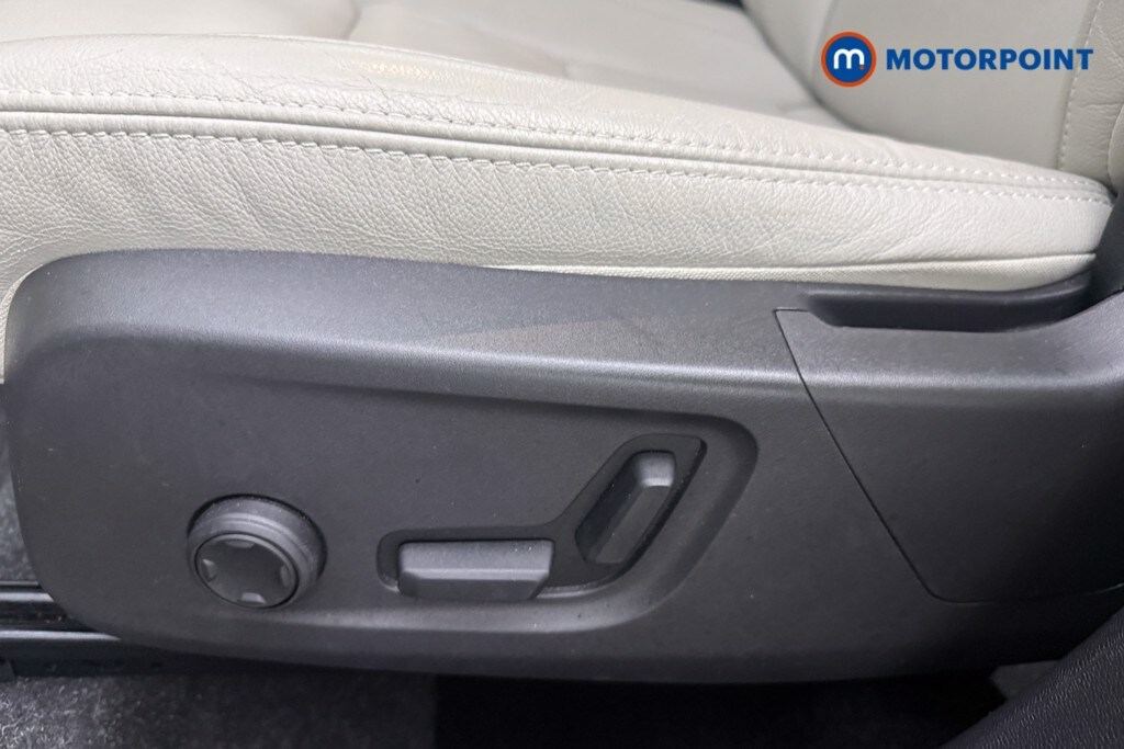 Used Volvo XC40 for sale - 77002180: Photo 11