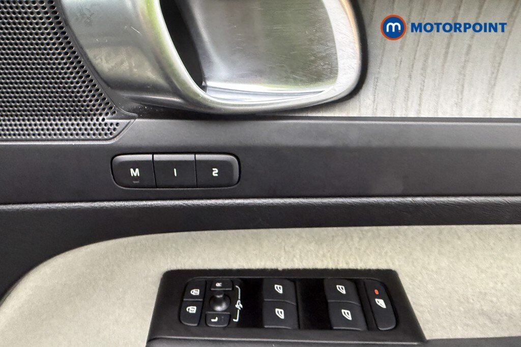 Used Volvo XC40 for sale - 77002180: Photo 28