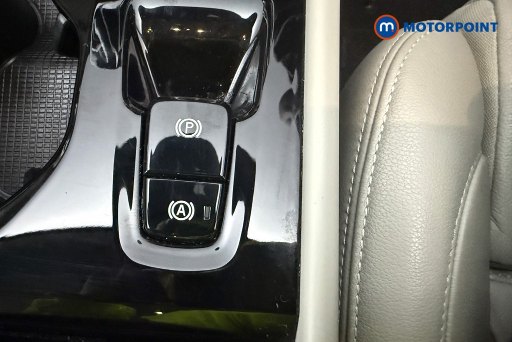 Used Volvo XC40 for sale - 77002180: Photo 30