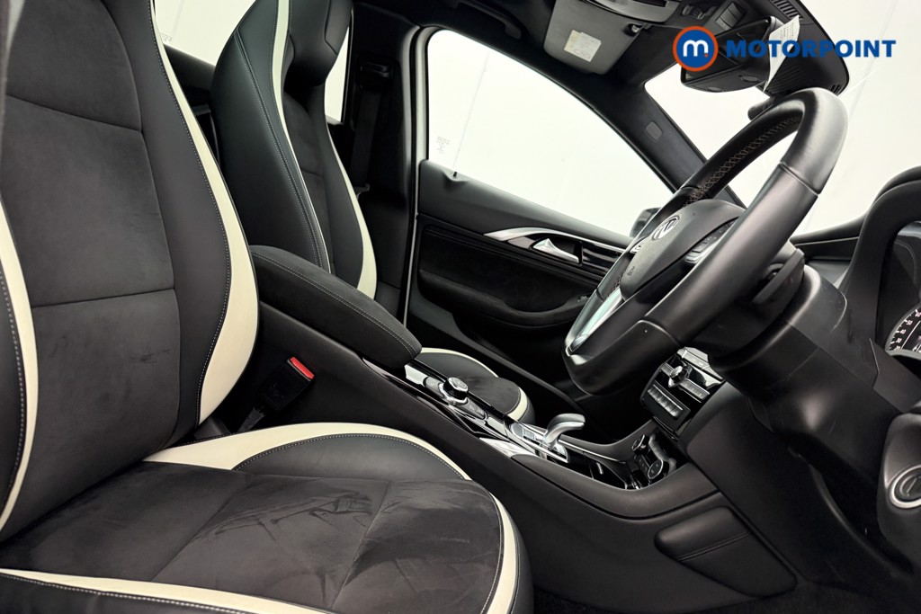 Used Infiniti Q30 2016 for sale - 76460714: Photo 10