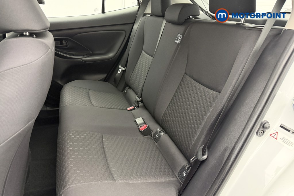 Used Toyota Yaris Cross 2024 for sale - 76938304: Photo 12