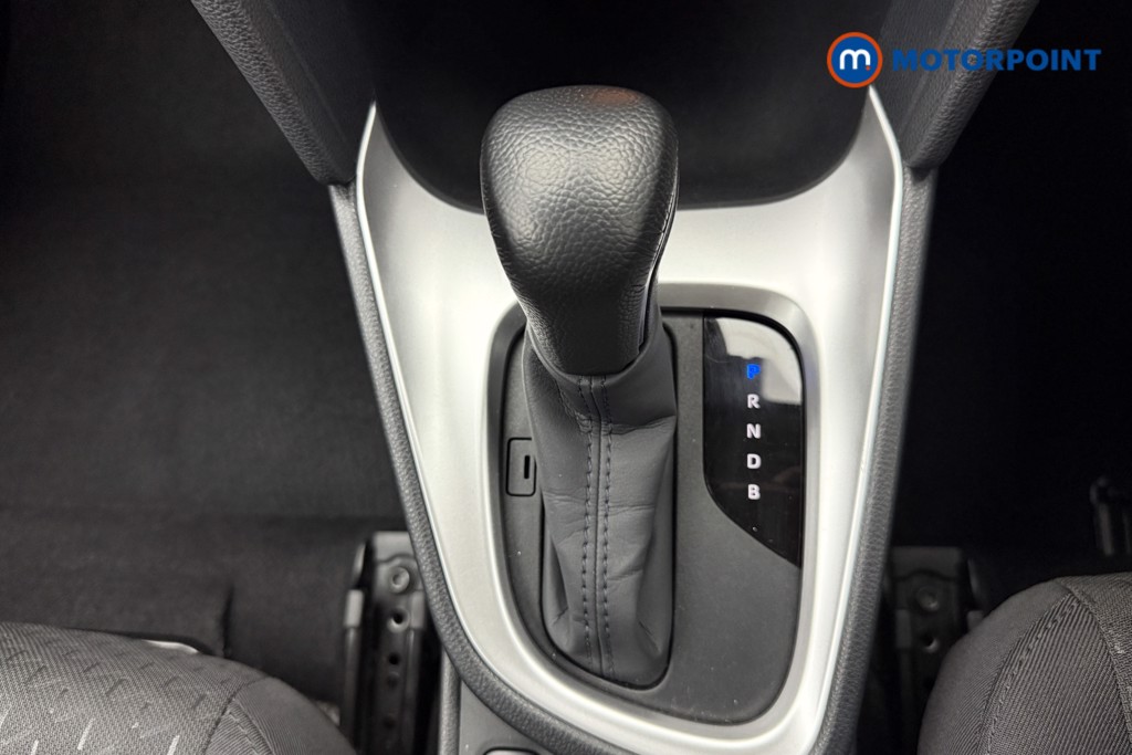 Used Toyota Yaris Cross 2024 for sale - 76938304: Photo 18