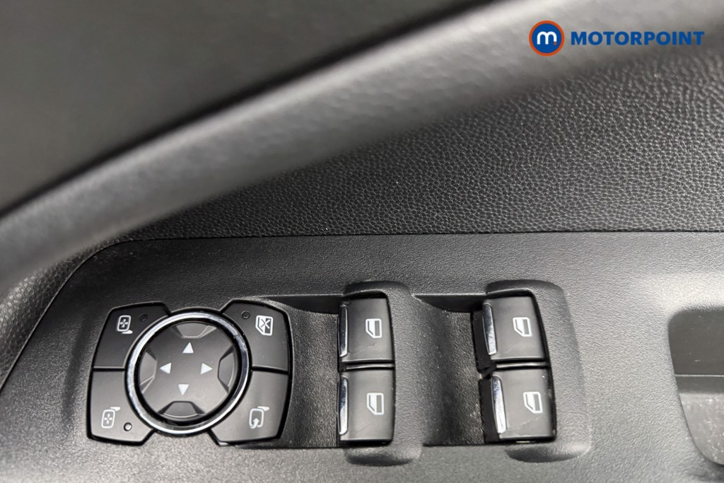 Used Ford Ecosport 2018 for sale - 76938313: Photo 27