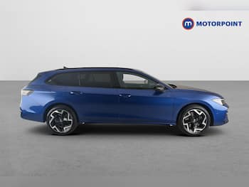 Used Volkswagen Passat 2025 for sale - 79660120: Photo