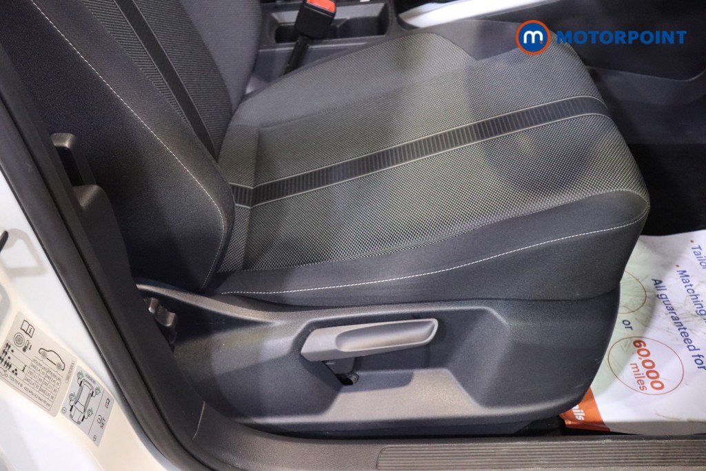 Used Volkswagen T-Roc 2022 for sale - 77399559: Photo 24