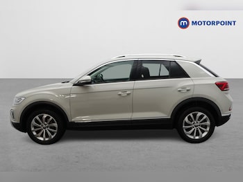 Used Volkswagen T-Roc 2022 for sale - 77500612: Photo