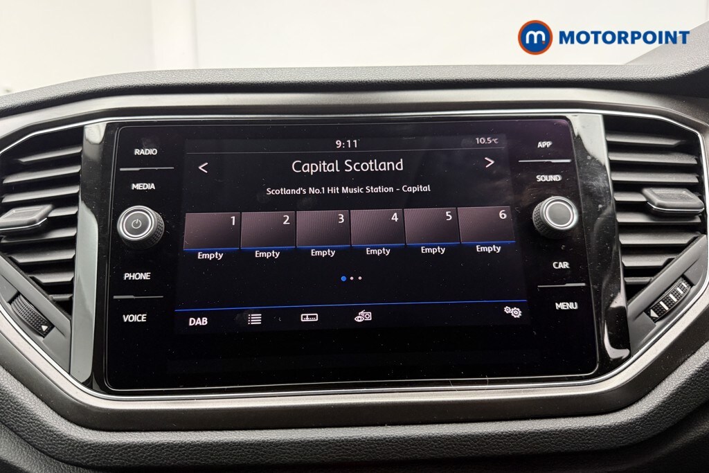 Used Volkswagen T-Roc for sale - 77984490: Photo 22