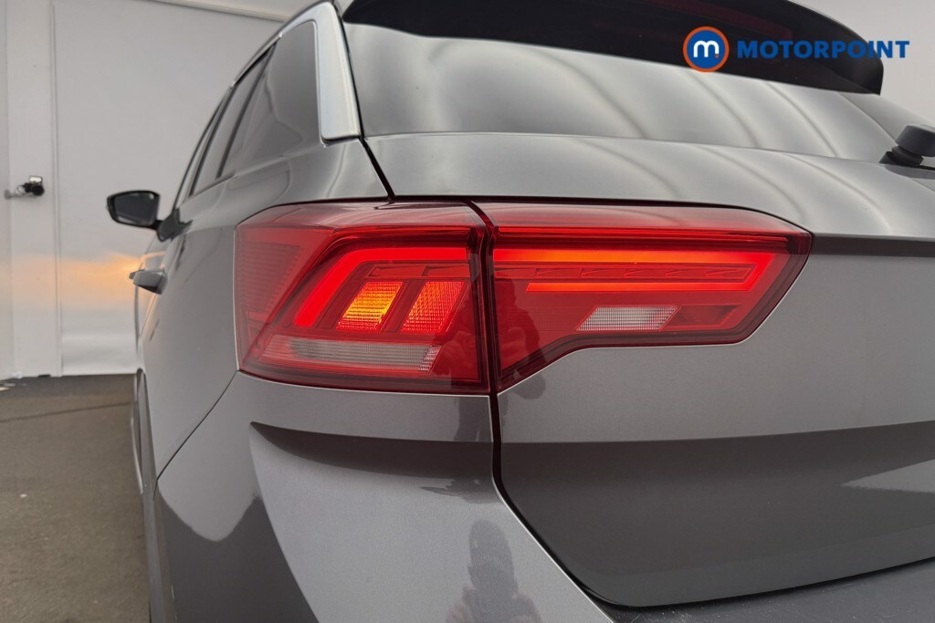 Used Volkswagen T-Roc for sale - 77984490: Photo 34