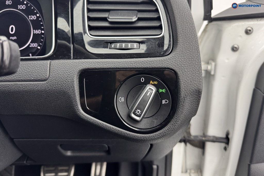 Used Volkswagen Golf 2020 for sale - 77407368: Photo 22