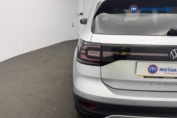 Used Volkswagen T-Cross 2021 for sale - 76080102: Photo 14