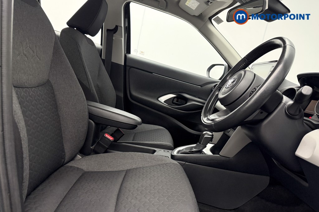 Used Toyota Yaris Cross for sale - 77271824: Photo 15