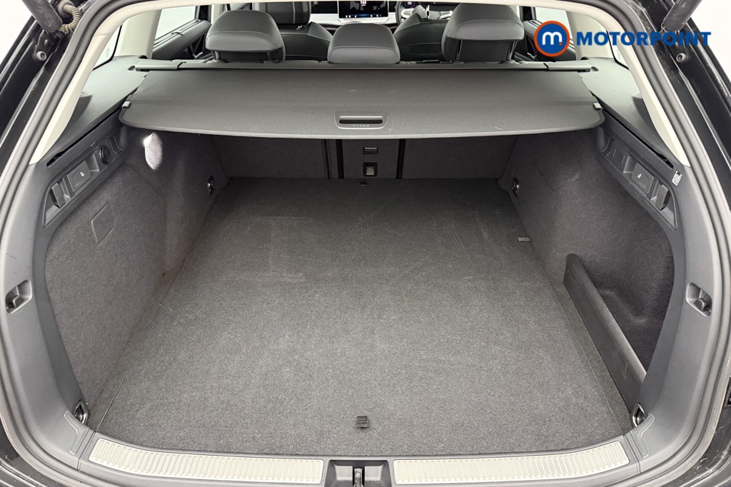 Used Volkswagen Passat 2025 for sale - 77845795: Photo 33