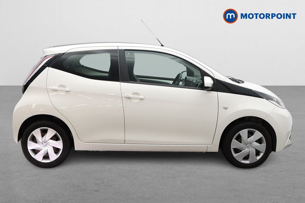 Used Toyota AYGO 2018 for sale - 77505951: Photo 8