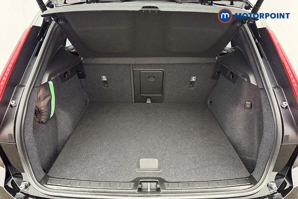 Used Volvo XC40 2022 for sale - 76222869: Photo 28