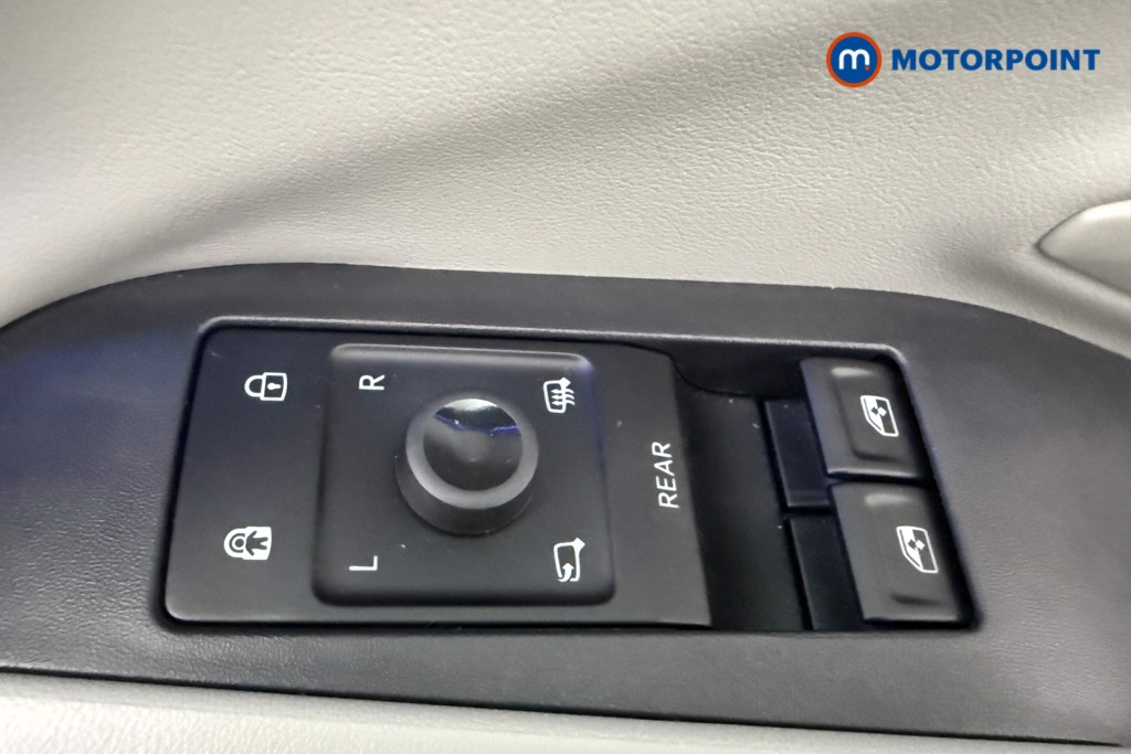 Used Ford Explorer 2025 for sale - 76364169: Photo 28