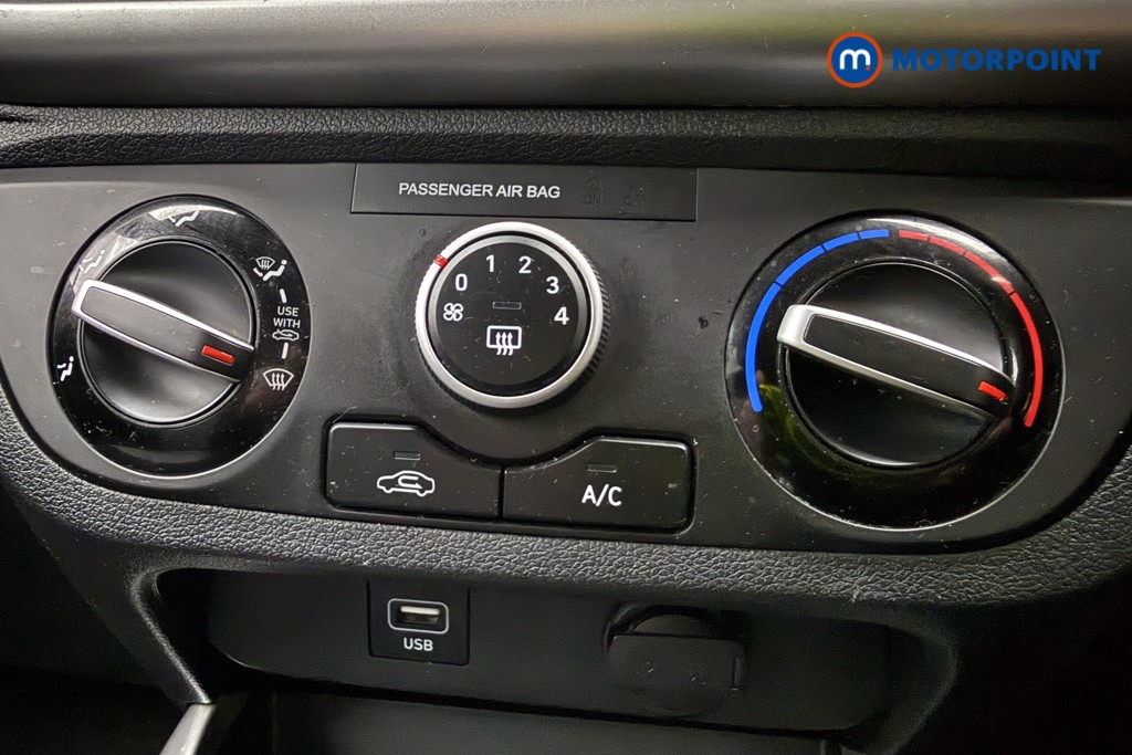 Used Hyundai i10 2021 for sale - 77679628: Photo 23